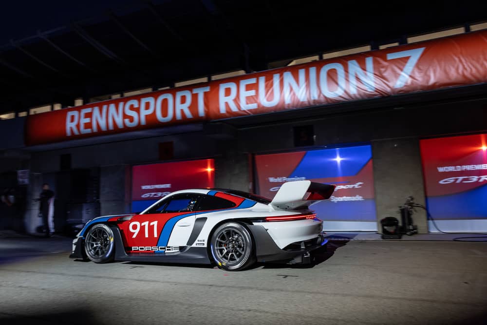 Rennsport-simulation-automobile